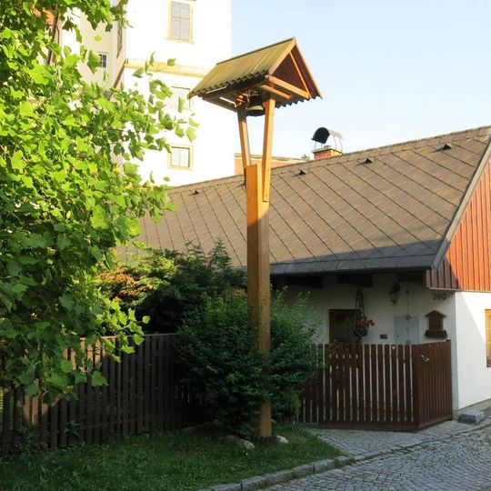 Zvonička v ulici Chaloupky v Rychnově nad Kněžnou