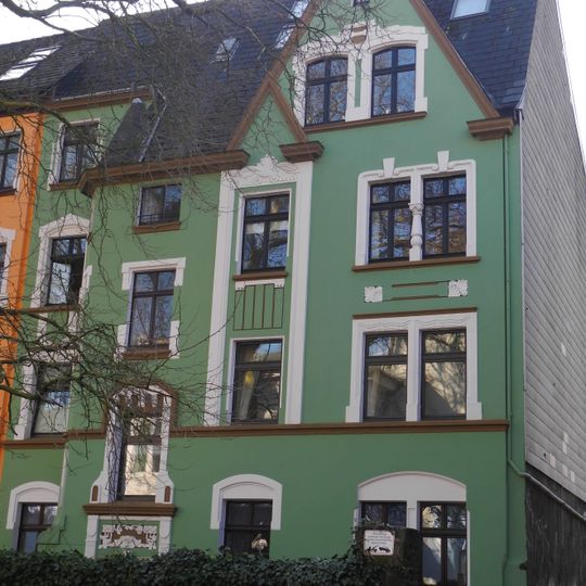 Friedrich-Ebert-Straße 187 c