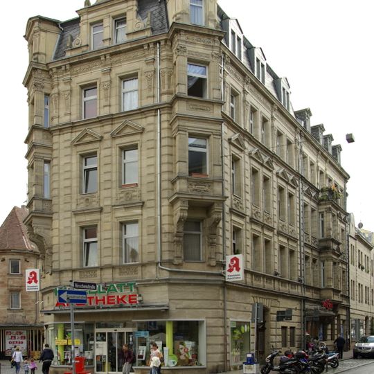 Hirschenstraße 1/3