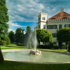 Schloss Karl-Theodor-Straße 14 in Pöcking