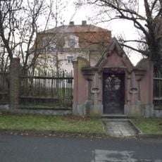 Oplocení Bartošovy vily