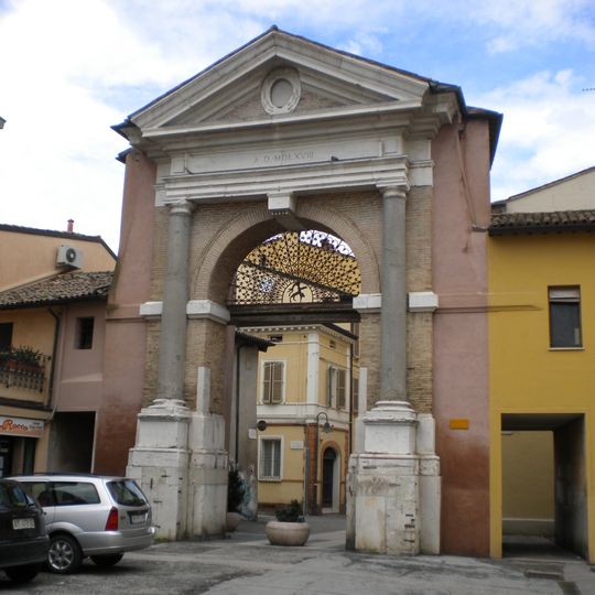 Porta Sisi