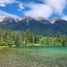 Norbury Lake Provincial Park