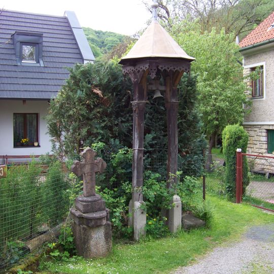 Kříž se zvoničkou