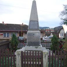 Pomník padlým v Pečicích