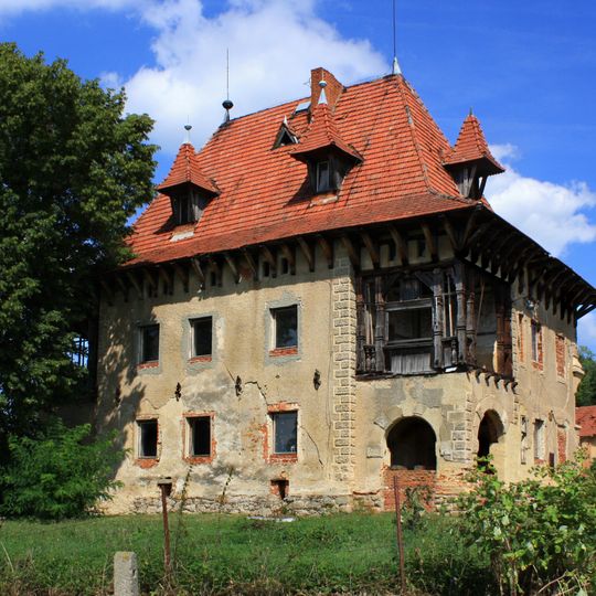 Okrouhlá Castle