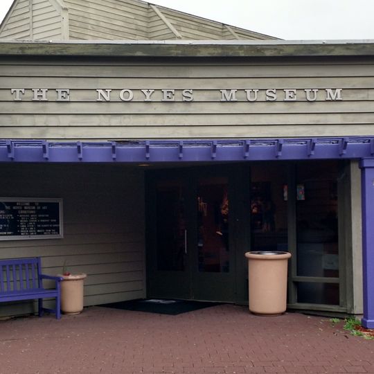 Noyes Museum