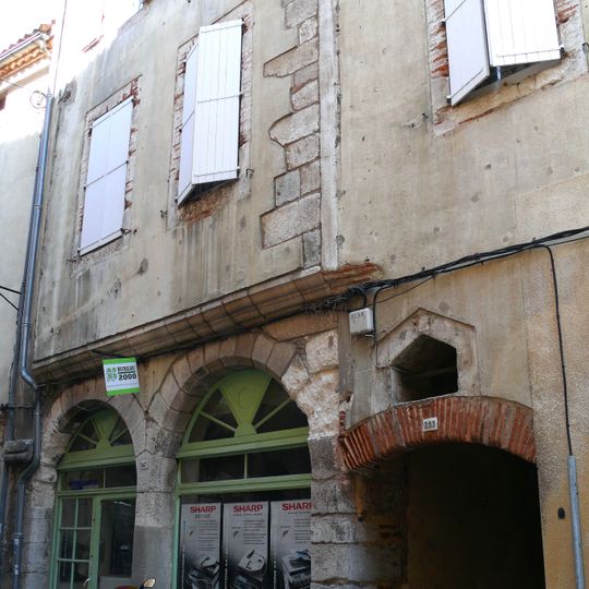 Maison, r.D. 83