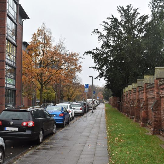 Einfriedung des Stadtteilfriedhofs Nackenberg