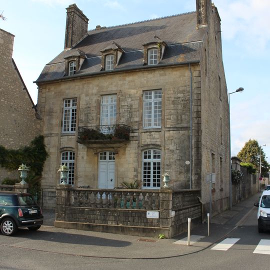 Hôtel Dorléans, Valognes
