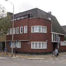 Wilhelminaplein 32, Roermond