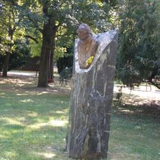 Busta Jana Nepomuka Anastáze Opaska v Komenského parku v Kolíně