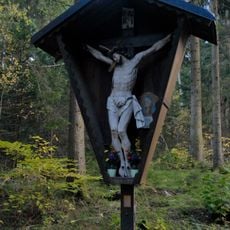 Wegkreuz mit Marterl