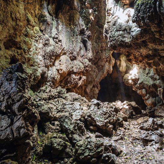 Mawsmai Cave