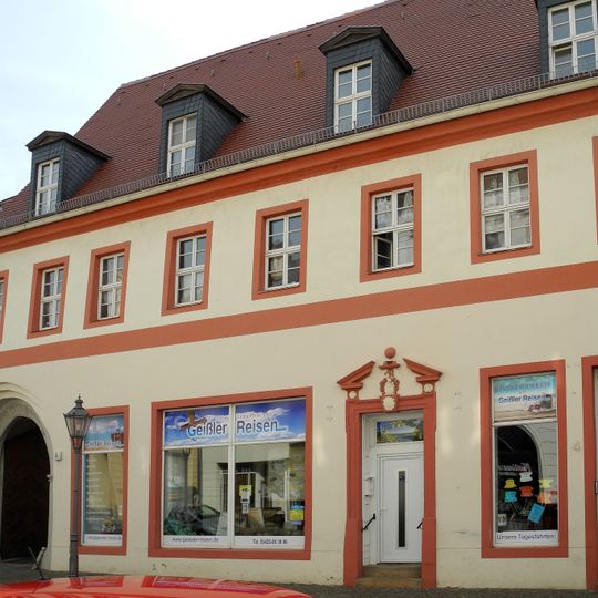 Albert-Kuntz-Straße 4