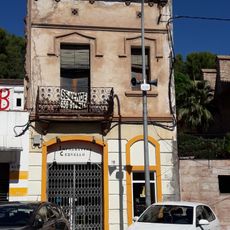 Façana de l'immoble del carrer Major, 19