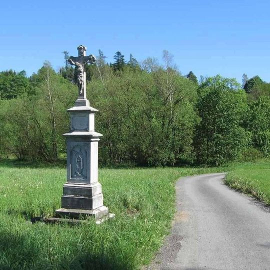 Boží muka na východním okraji obce při silnici na Budišov nad Budišovkou