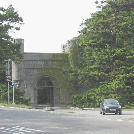 Grand Lodge And Forecourt Walling