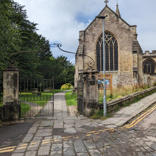 Churchyard Gatepiers And Gates To East Of Holy Trinity Church