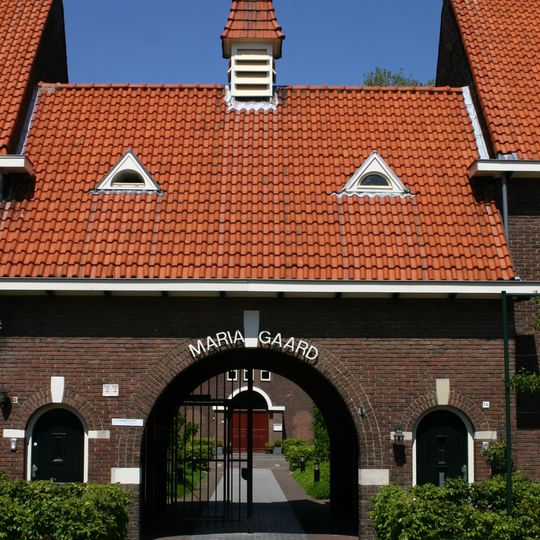 Mariagaard Poortgebouw met woningen