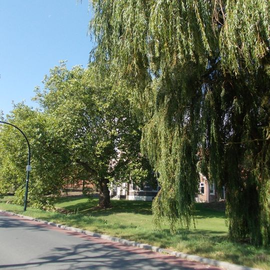 Dwarshuisboerderij, tuin