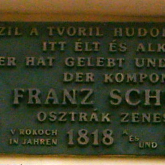 Eszterházyovský kaštieľ, pavilón