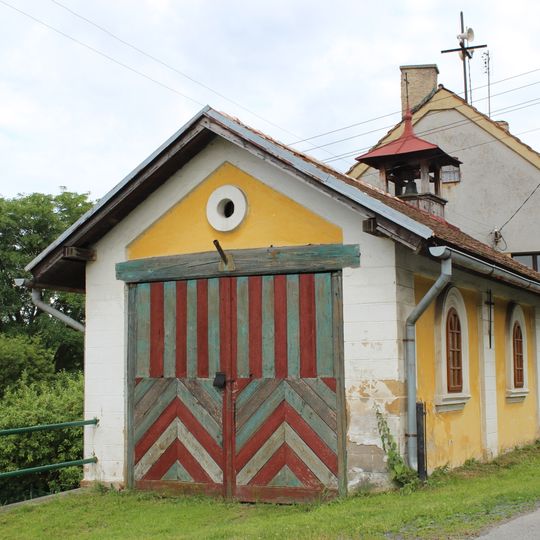 Kaplička v Lašovicích