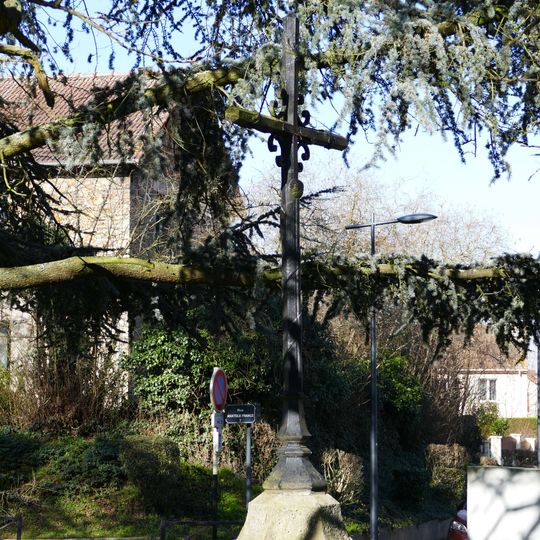 Croix du Parc Saint-Cyr