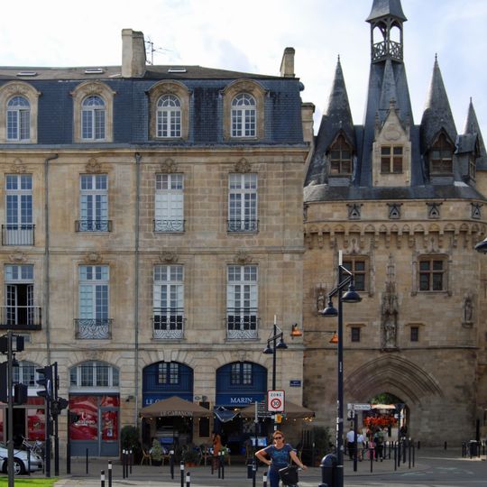 Immeuble, 23 quai Richelieu, Rue de la Porte-du-Caillou