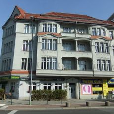 Mietshaus Frankfurter Allee 151, Rathausstraße 1