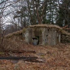 H-33/16/B2-80 light pillbox