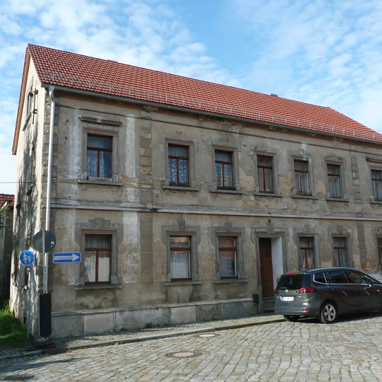 Wohnhaus in offener Bebauung Carolinenstraße 1