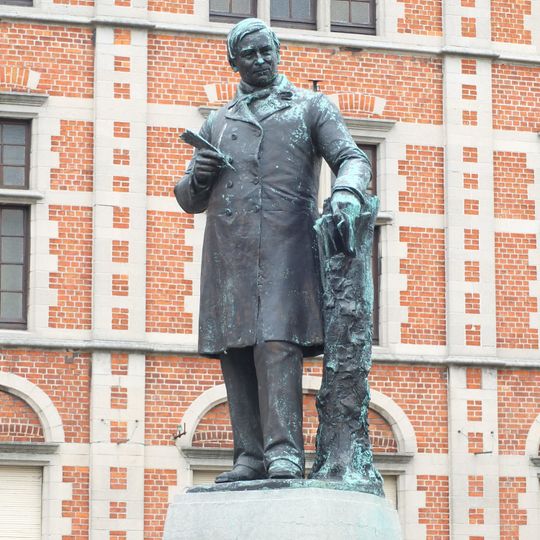 Standbeeld dichter Prudens Van Duyse