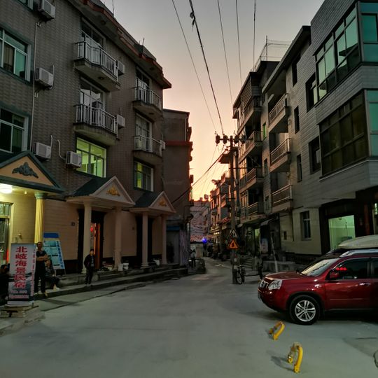 Songshan Subdistrict