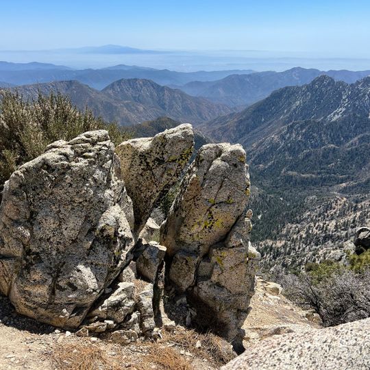 Kratka Ridge