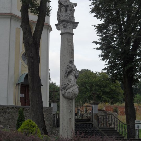Holy Trinity column in Stará Červená Voda
