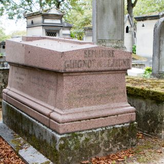 Grave of Guignot-Lejeune