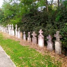 Fragmenty náhrobníkov