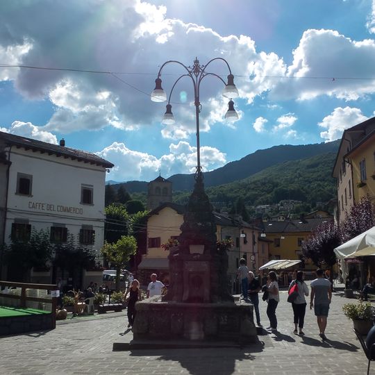 Fontana di Piazza Corsini