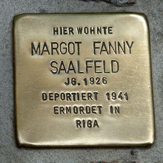 Stolperstein en memoria de Margot Fanny Saalfeld