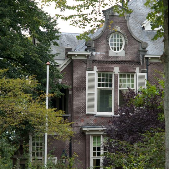 Villa met neo-barokke kenmerken