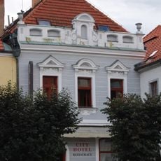 Alšovo náměstí 1