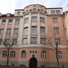 Mietshausblock Viktoriastraße 9; Viktoriastraße 11 in München