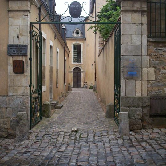 Hôtel Nepveu de Rouillon