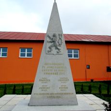 Památník obětem 2. sv. války v Petrovicích