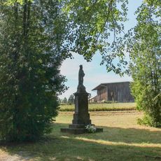 Socha svatého Jana Nepomuckého v Drozdově u hřbitova