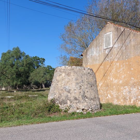 Poço coberto no Ninho da Águia