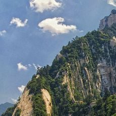 华山