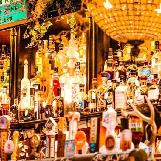 Golden Pub