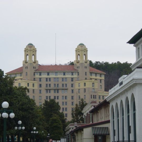 Arlington Hotel